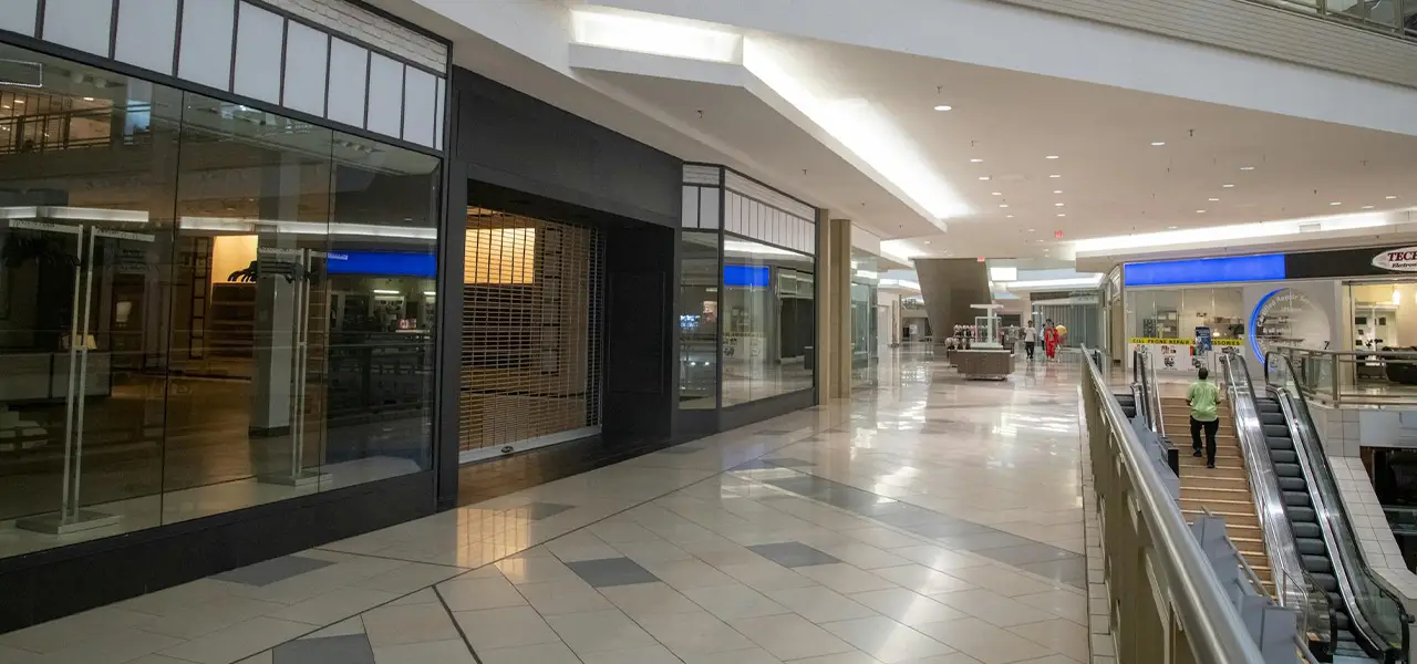 Commercial building disaster restoration with industrial equipment for office and retail property recovery