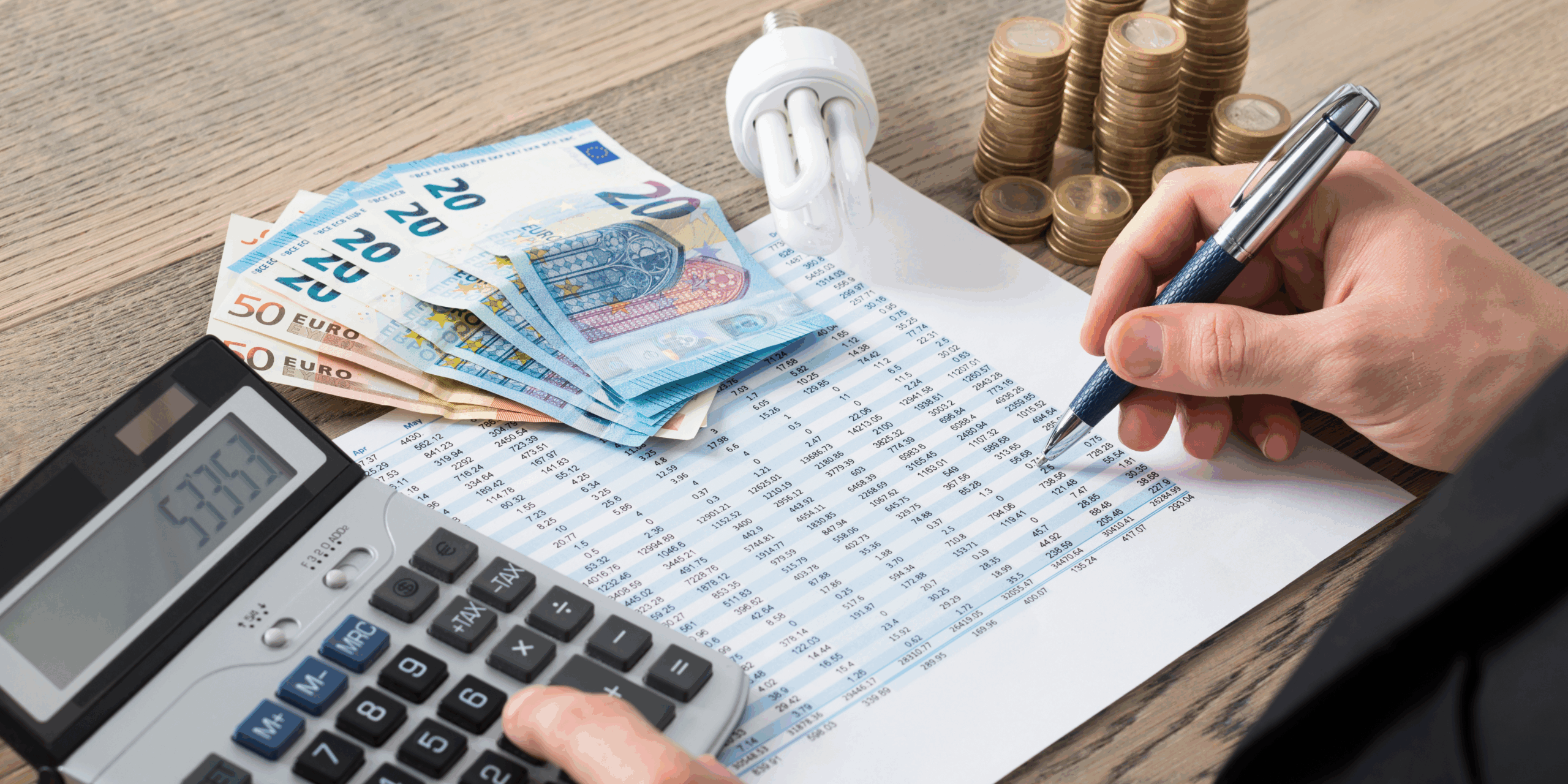 Calculating water damage restoration costs